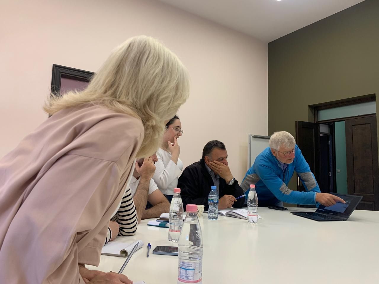 Project planning meeting with international partners